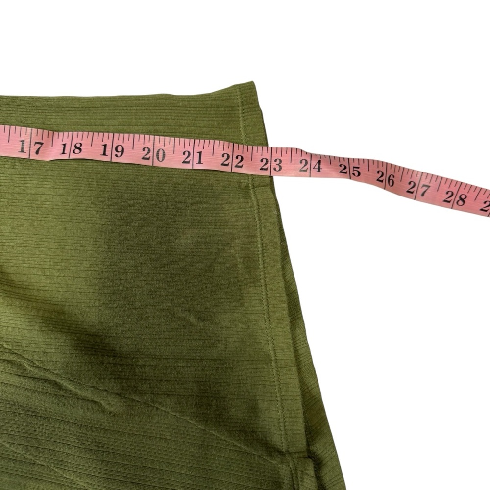 Anthropologie One September Green Asymmetrical Hem Art to Wear Shirt - Picture 9 of 10